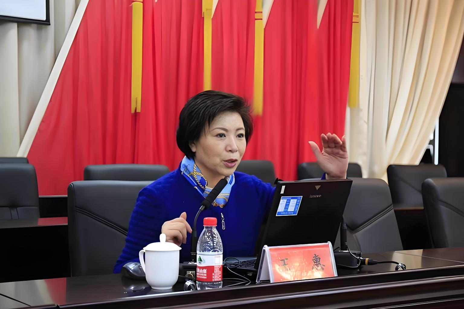赋能品牌升级 共启健康新篇 富迪集团正式聘任王惠女士为集团新闻官、新闻发言人