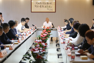 太阳神召开直销业务经销商会 共谋发展新篇