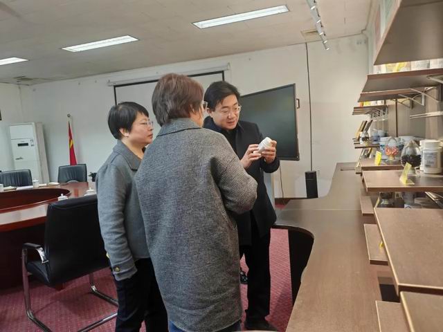 延庆区商务局领导一行莅临北方大陆走访调研