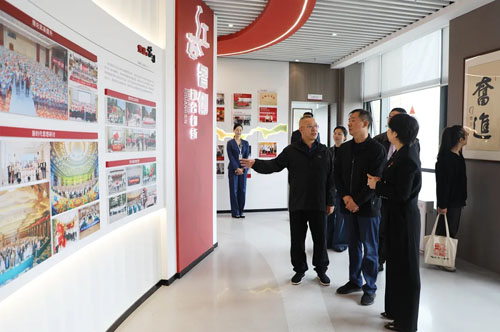 中共长沙市雨花区委常委莅临绿之韵中心调研