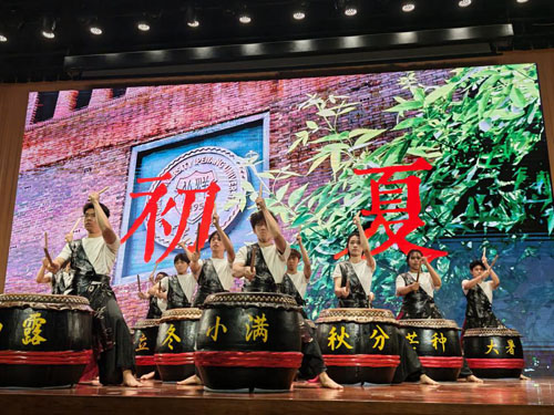 长青中国赞助清华二十四节令鼓社校园公演