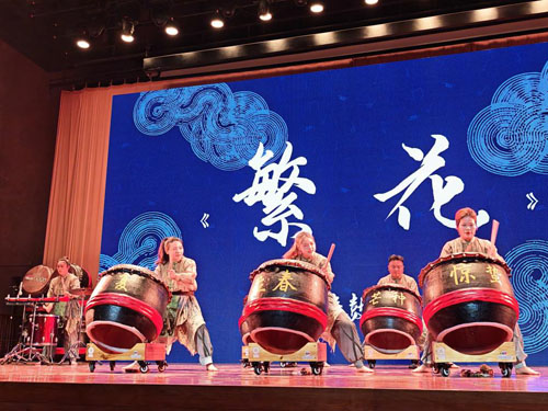 长青中国赞助清华二十四节令鼓社校园公演