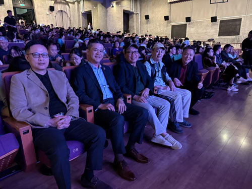 长青中国赞助清华二十四节令鼓社校园公演