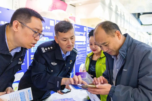 警企携手防诈骗 金木担当护民安 传递正能量