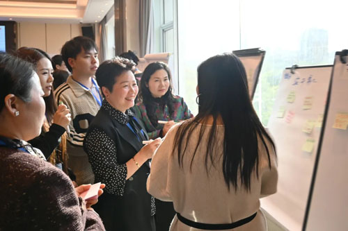 完美新生代启航营全国首场活动在上海举行