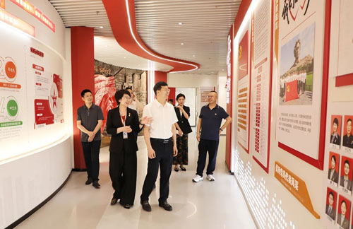 长沙市政协副主席一行莅临绿之韵中心调研