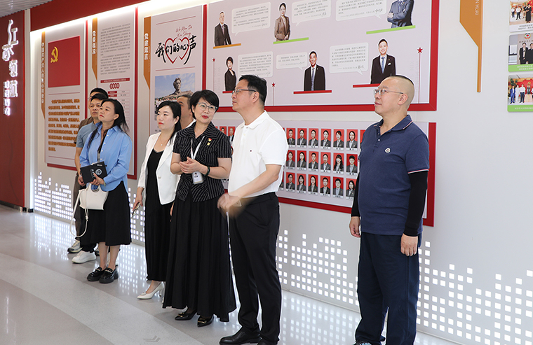 校企合作 共育英才丨湖南艺术职业学院党委书记李越胜一行莅临绿之韵中心调研