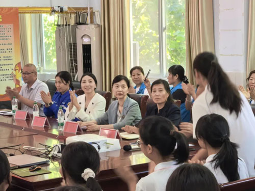 卫艾守护 艾多美公司走进濮阳经开区二中