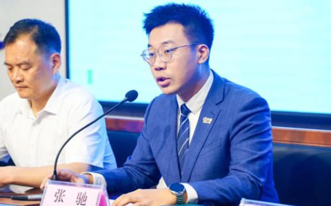 艾多美走进潍坊寒亭区学校捐赠“护行安全包”