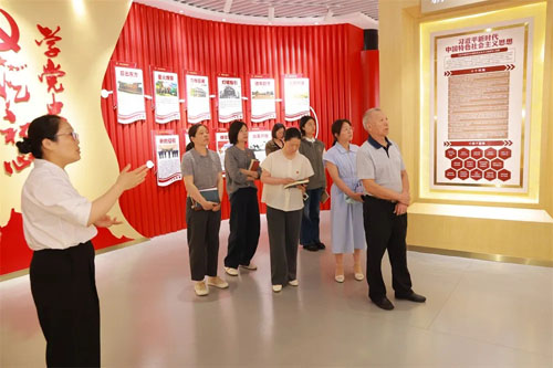 新兴领域党建指导员走帮服座谈会在安惠召开
