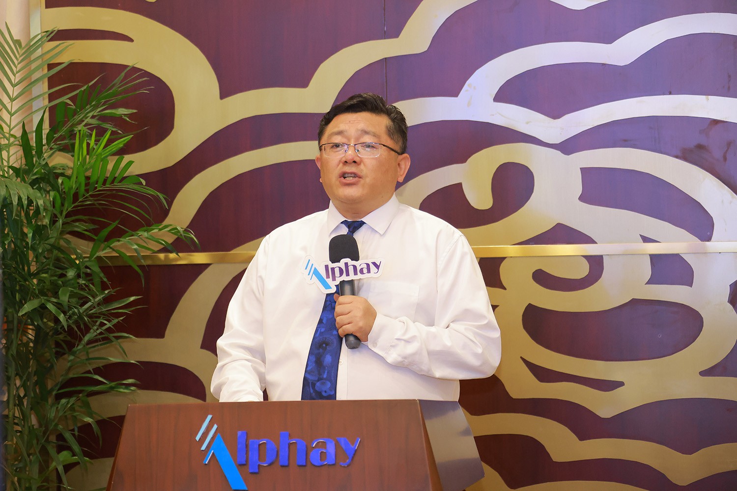 图片关键词
