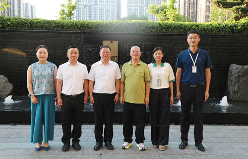 湖南省商务厅商务服务中心主任调研绿之韵