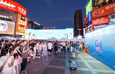 绿之韵七年爱心冰柜送清凉，致敬高温坚守者