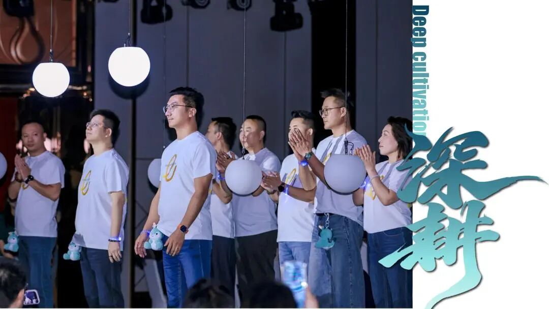 演示文稿3_03.jpg