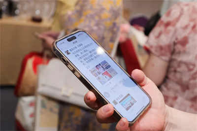 无限极营口表彰新晋升，400人见证榜样力量