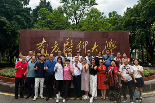 越南市场领袖代表团参访东方药林华南总部