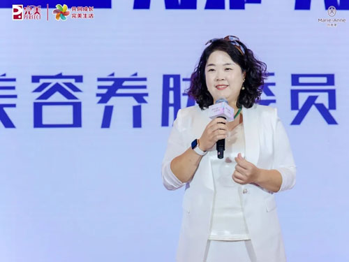 科技养肤无创水光 完美山东市场交流培训启幕