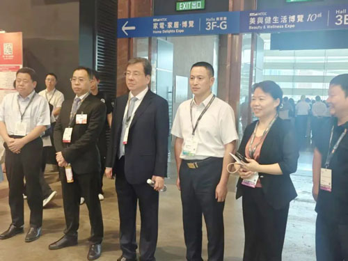 绿之韵胡国安参加第36届香港国际茶展及美食博览会