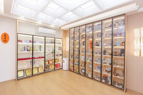 焕新定义生活新范式 完美首家星级体验店启幕