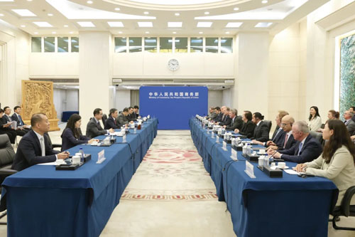 康宝莱CEO随美中贸委会代表团访华会见高层