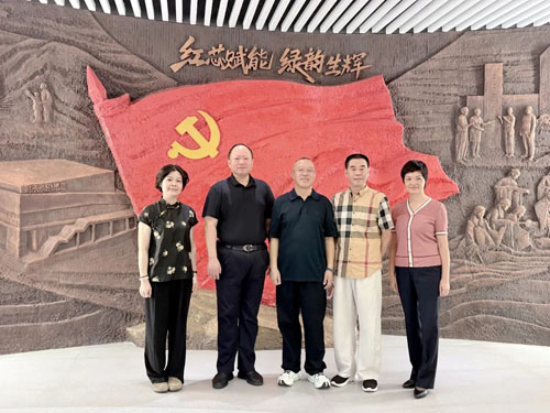 湖南省公安厅禁毒总队总队长莅临绿之韵调研