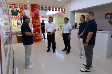 中国海洋大学食品科学与工程学院领导到访长青