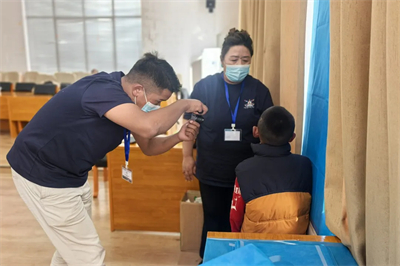 艾多美微笑行动温情落地西藏自治区人民医院