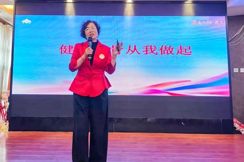 荣格2026第七届健骨公益行暨市场启动会举行